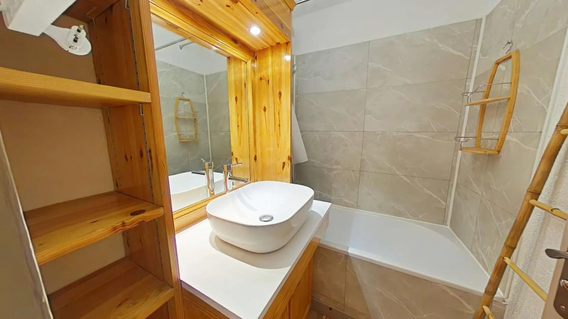 Charmant 2 Pieces Aux Saisies, Balcon Sud-Ouest, Centre Station, 4 Pers., Classe 2 Etoiles - Fr-1-594-139 Hauteluce France